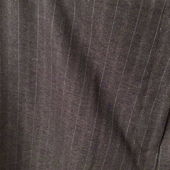 LE SUIT SZ 10 CHARCOAL GRAY PINSTRIPE HIGH RISE CAREER PANTS STRAIGHT LEG LINED - Picture 5 of 7